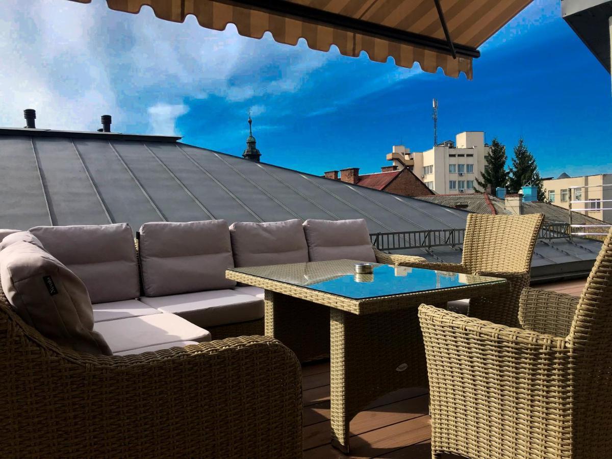 איוונו-פרנקיבסק Grand Hotel Roxolana מראה חיצוני תמונה