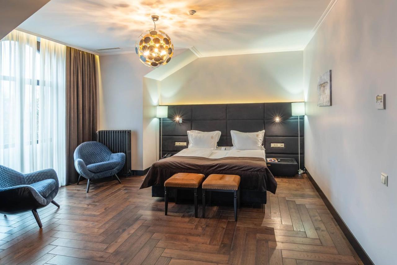 איוונו-פרנקיבסק Grand Hotel Roxolana מראה חיצוני תמונה